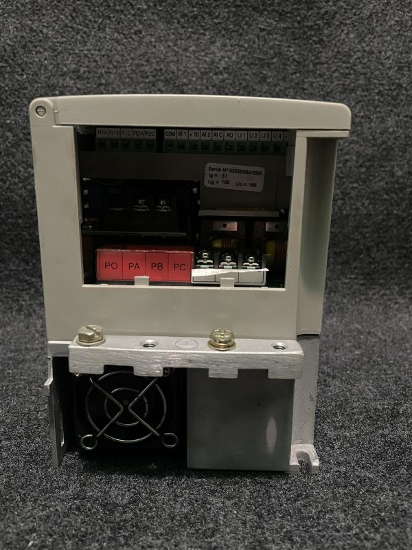 Schneider Electric - ATV28HU18M2 – Image 3